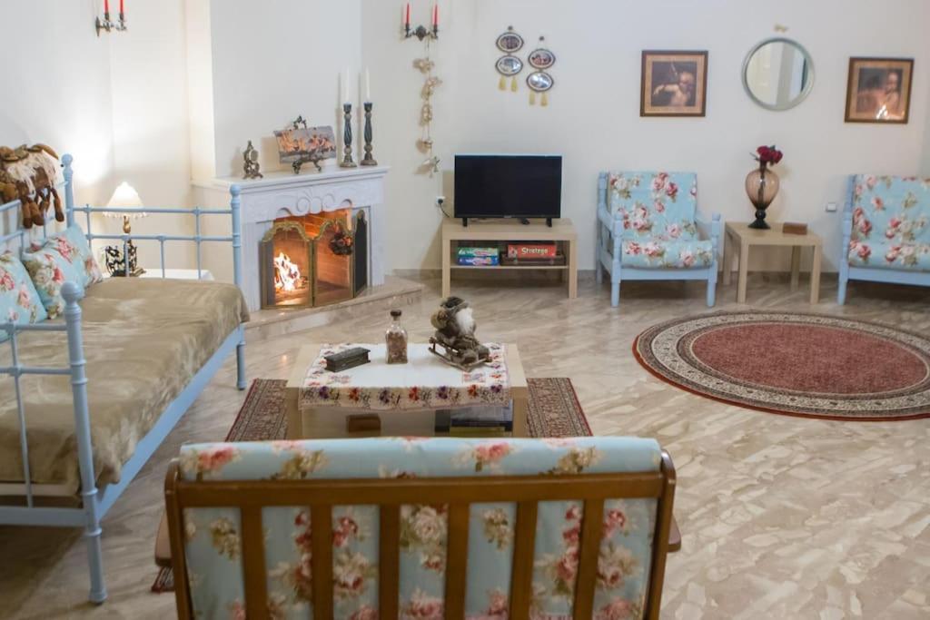 Woods Cottage Loutra Pozar Aridaia Megaplatanos 外观 照片